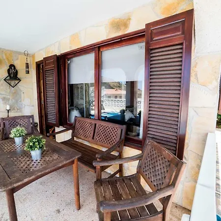 La Favorita Tatil Evi *